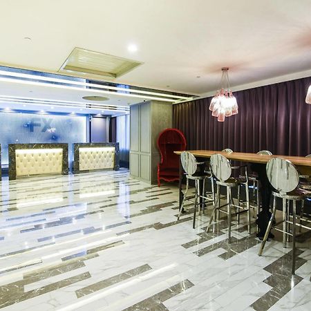 FX Hotel Tainan Buitenkant foto