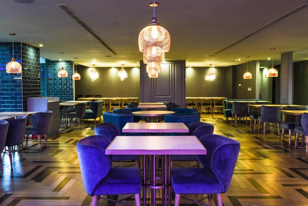 FX Hotel Tainan Buitenkant foto
