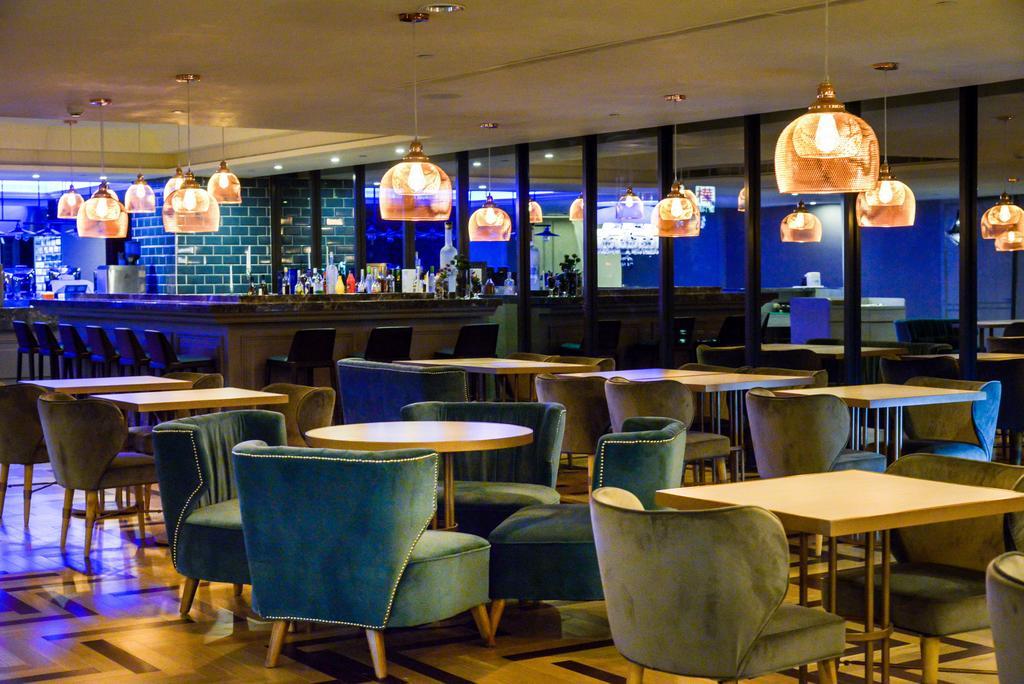 FX Hotel Tainan Buitenkant foto