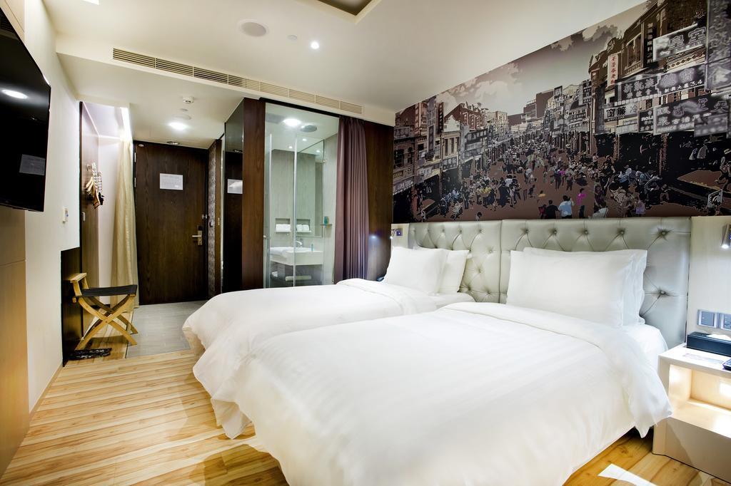FX Hotel Tainan Buitenkant foto