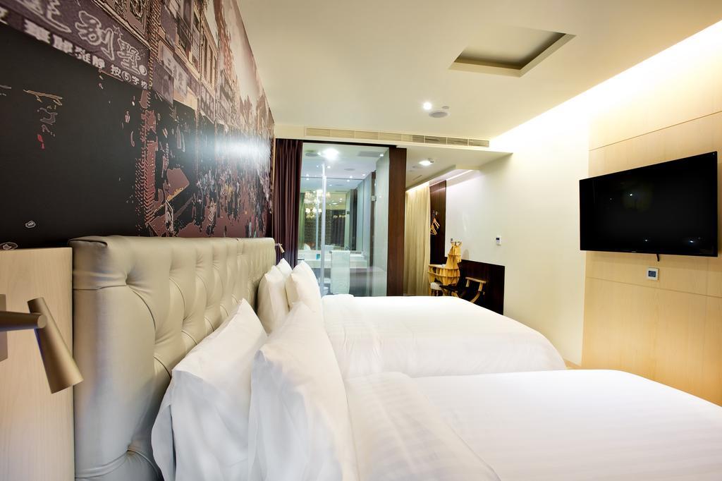 FX Hotel Tainan Buitenkant foto