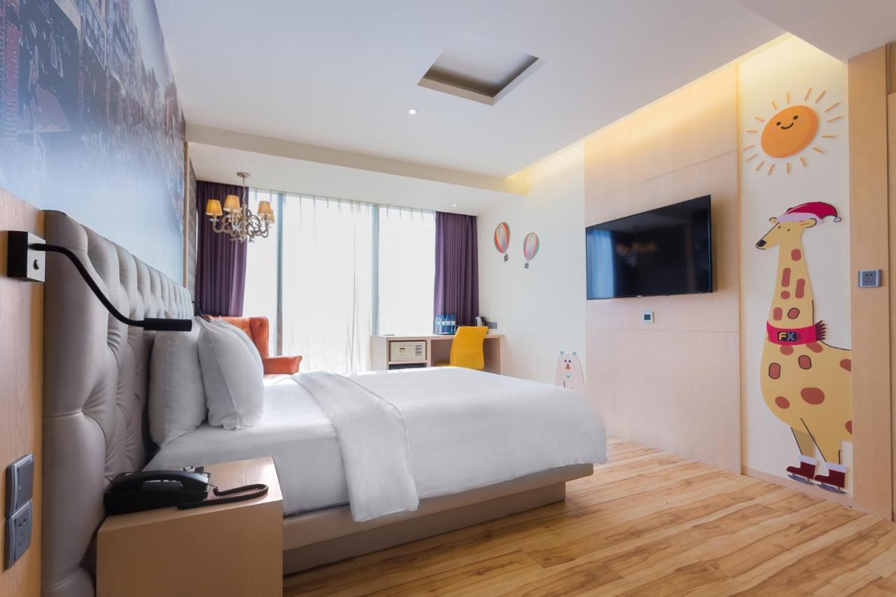 FX Hotel Tainan Buitenkant foto